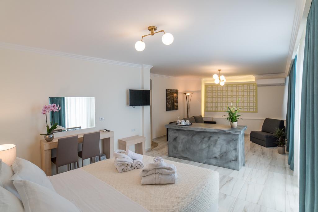Castello Boutique Rooms カヴァラ エクステリア 写真