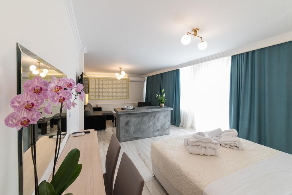 Castello Boutique Rooms カヴァラ エクステリア 写真