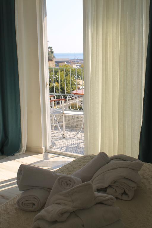 Castello Boutique Rooms カヴァラ エクステリア 写真